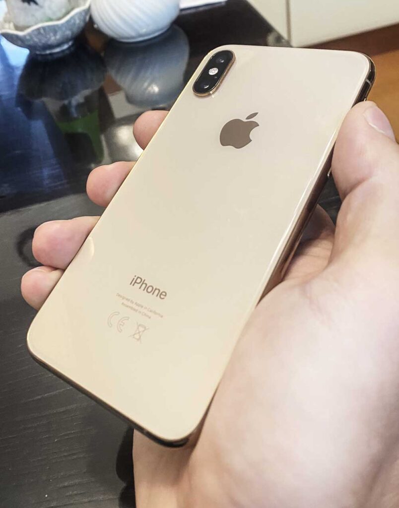 IPhone xs gold
