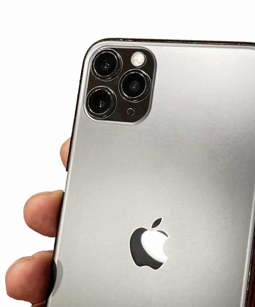 Замена стекла камеры IPhone 11 Pro Max